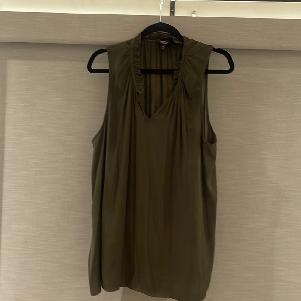 Woman’s plus size Simply   Vera sleeveless top
